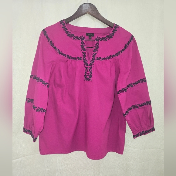 Magenta Embroidered Women's Top Size M - Picture 4 of 11